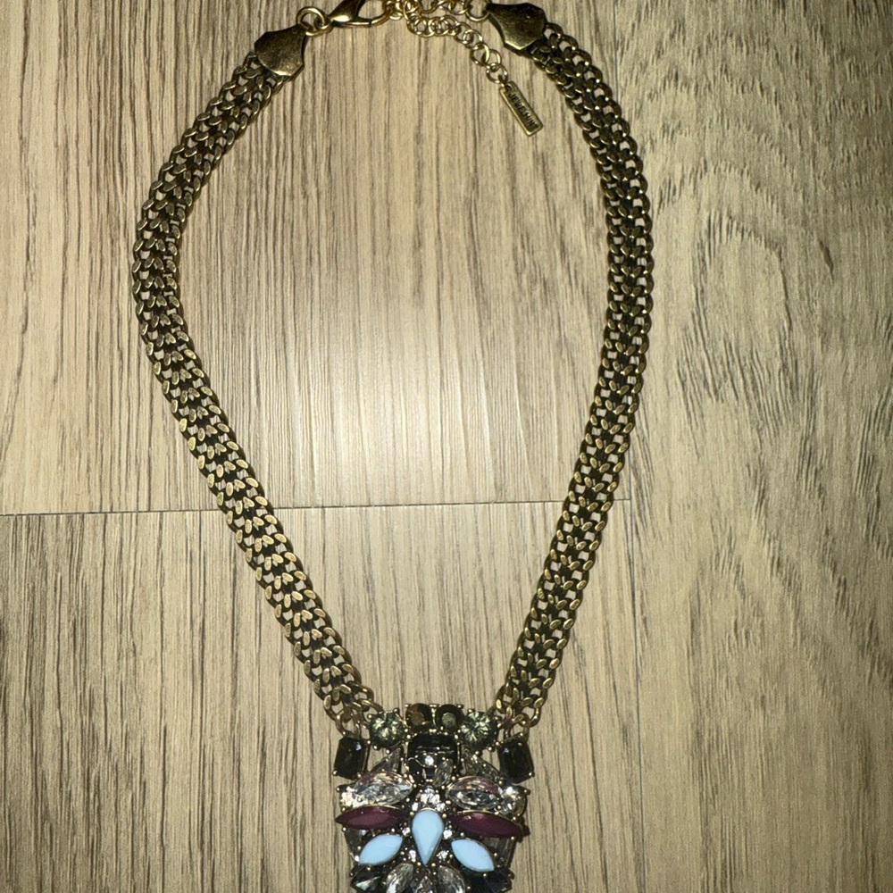 ⭐️Chic Gold and Multicolor‎ Gem Necklace⭐️